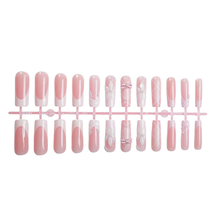 Artificial nail sets with elegant floral accents Kalsten