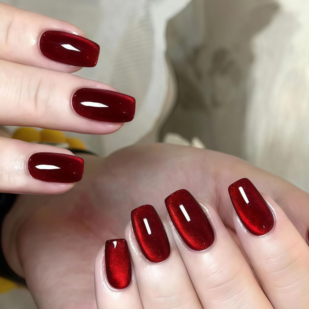 Elegant artificial nails with a luxurious glossy finish Kalsten