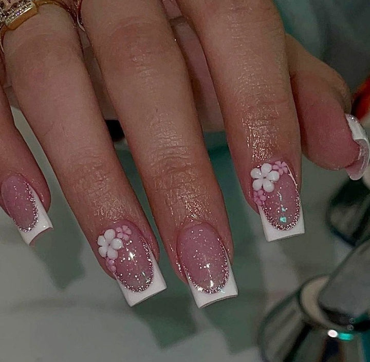 Artistic Nail Art Kalsten