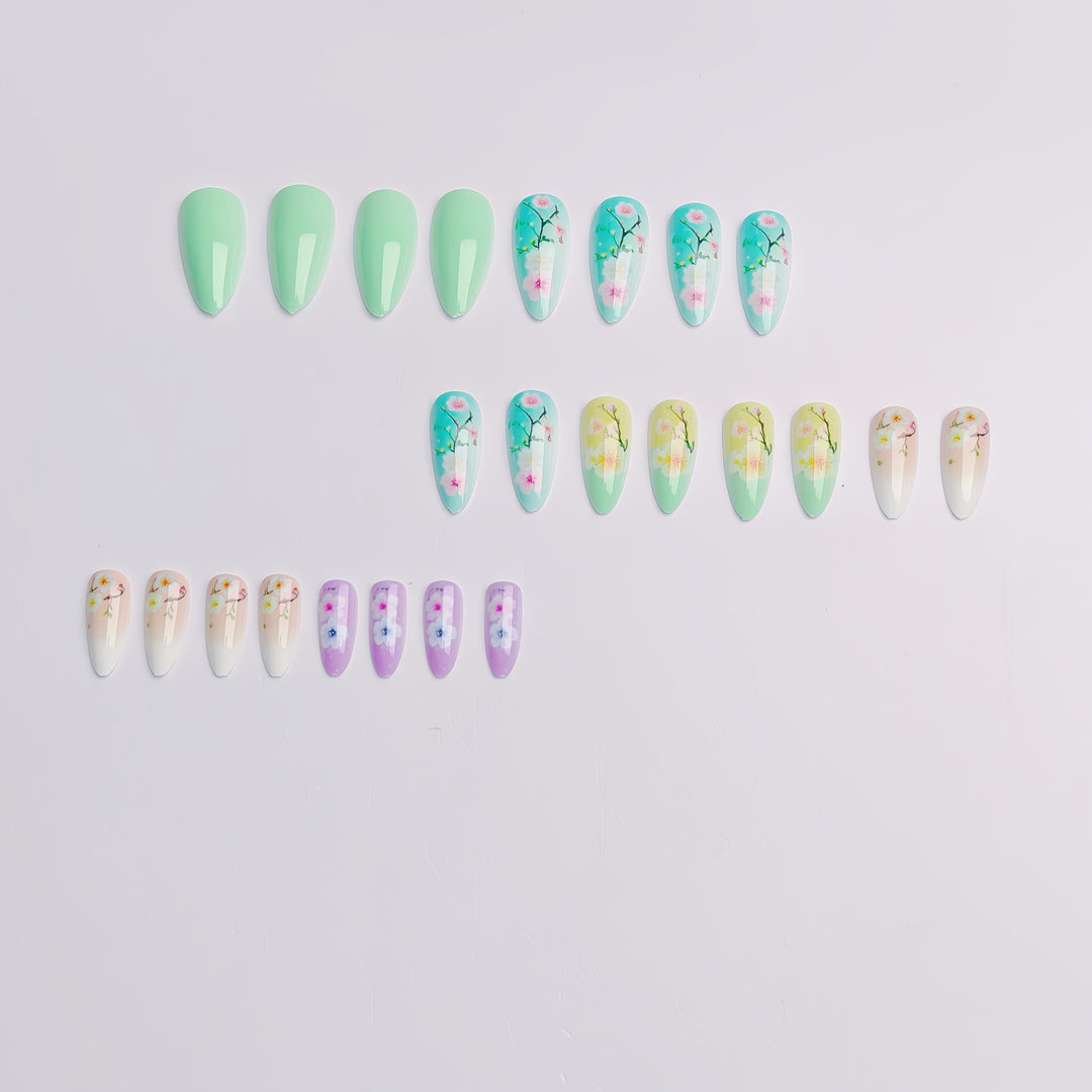 Floral Themed 3D Nail Art Kalsten