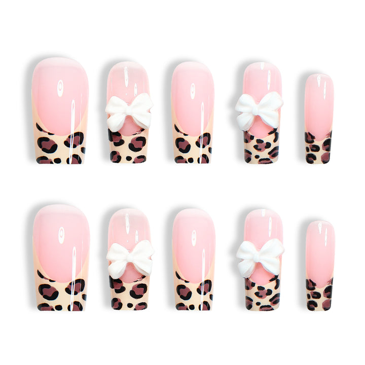 Artistic Leopard Print Press-On Nail Design Kalsten