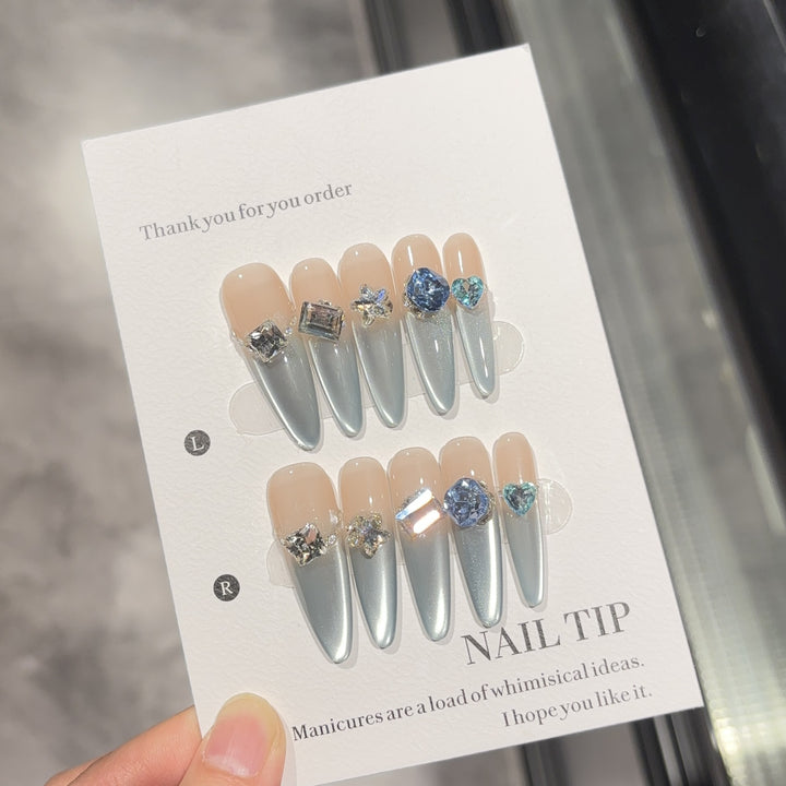 Glamorous artificial nails with sparkling stones Kalsten