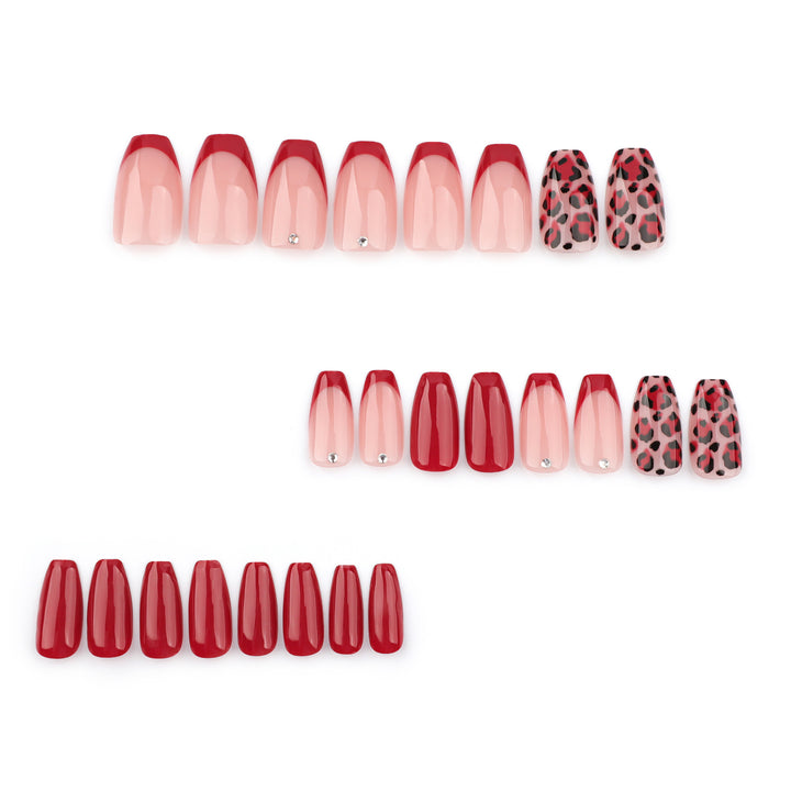 Artificial nail art with elegant leopard patterns Kalsten
