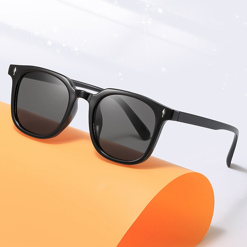 Transparent Frame Fashion Sunglasses Kalsten