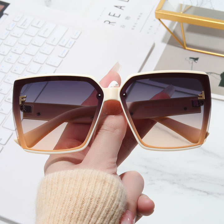 Women oversized sunglasses with distinctive frame Kalsten