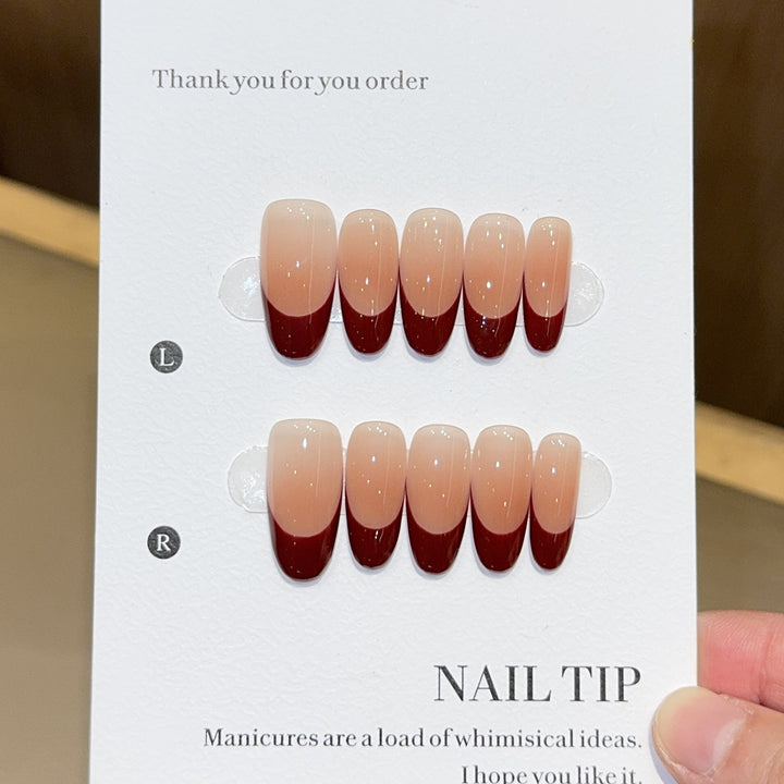 Elegant artificial nails with modern gradient effects Kalsten
