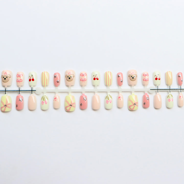 Cute Themed Press-On Nail Art Set Kalsten