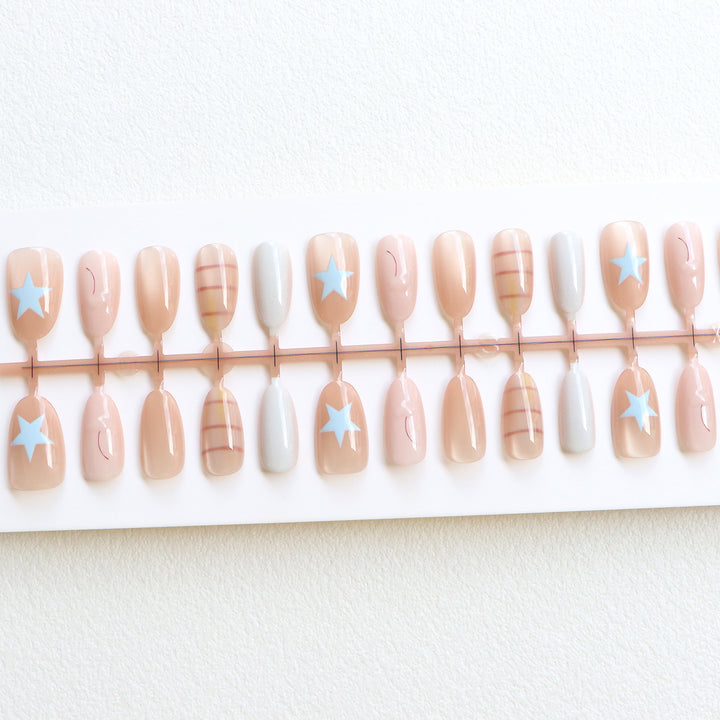Star-Decorated Press-On Nail Art Kalsten