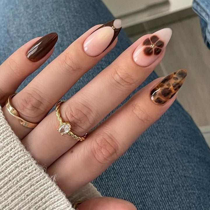 Artistic Graphic Press-On Nails Kalsten
