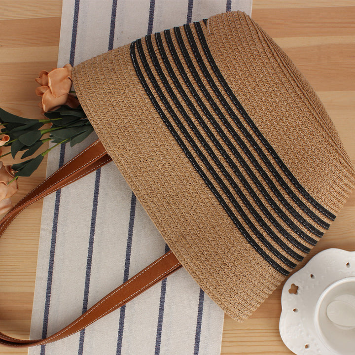 Tote bag with structured design made of natural wicker Kalsten