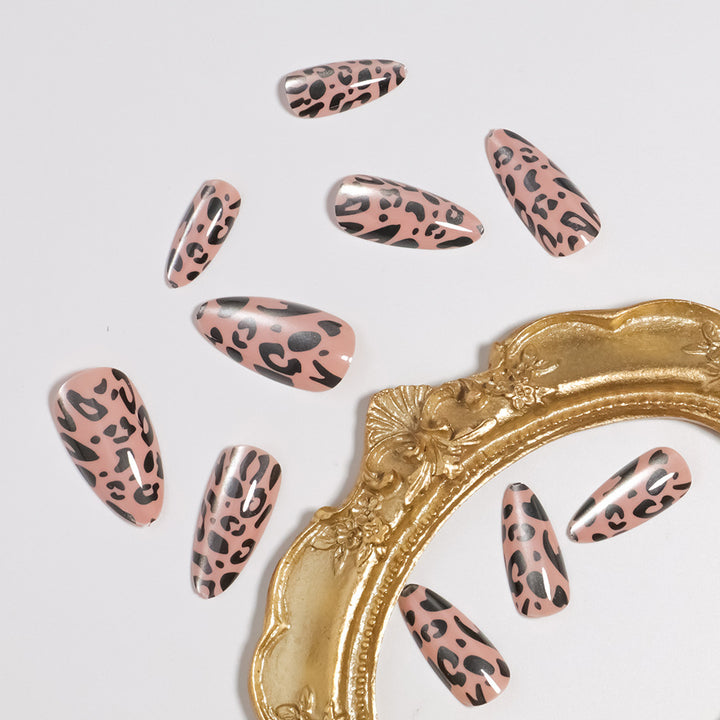 Artistic Animal Print Press-On Nails Kalsten