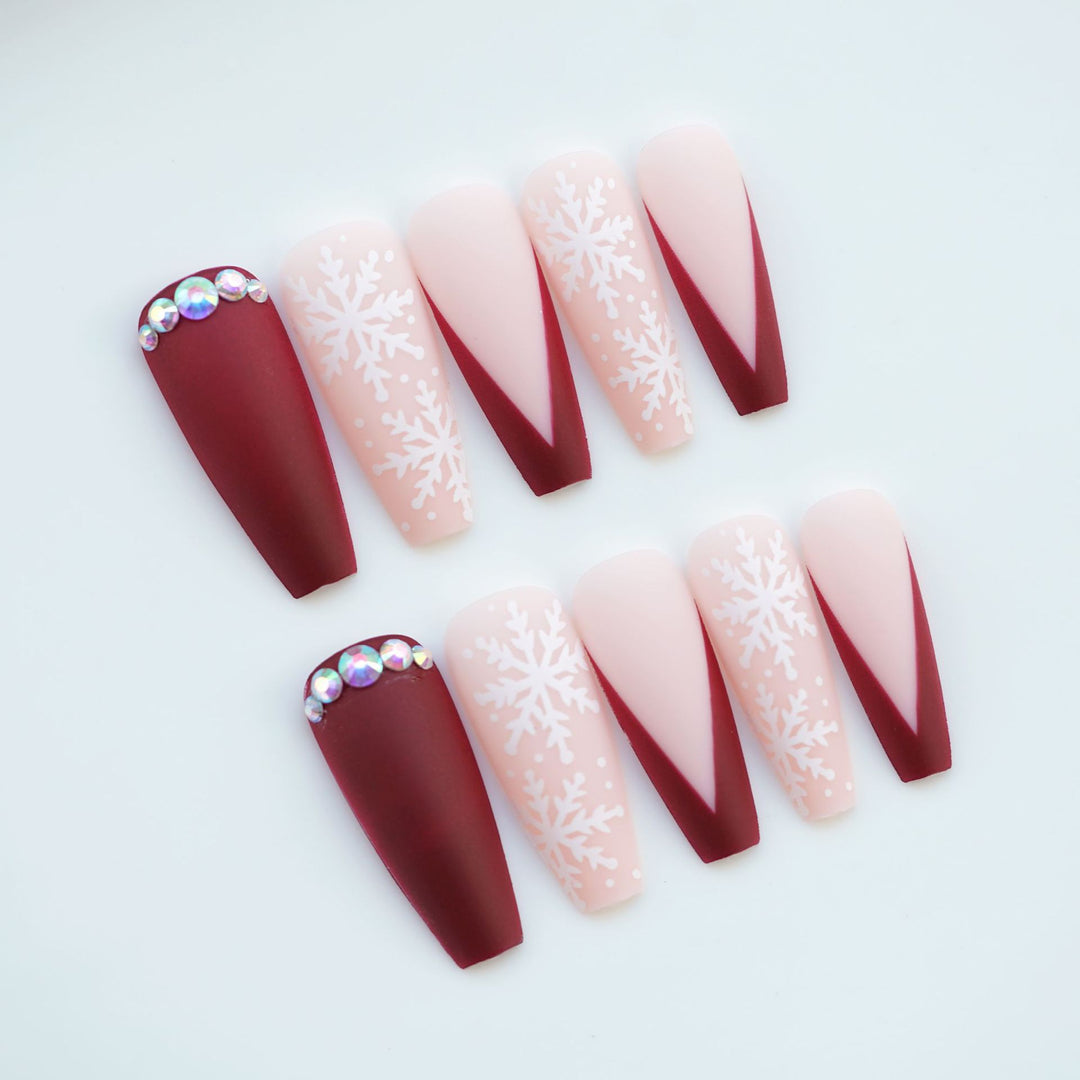 Decorative Holiday-Themed Press-On Nail Set