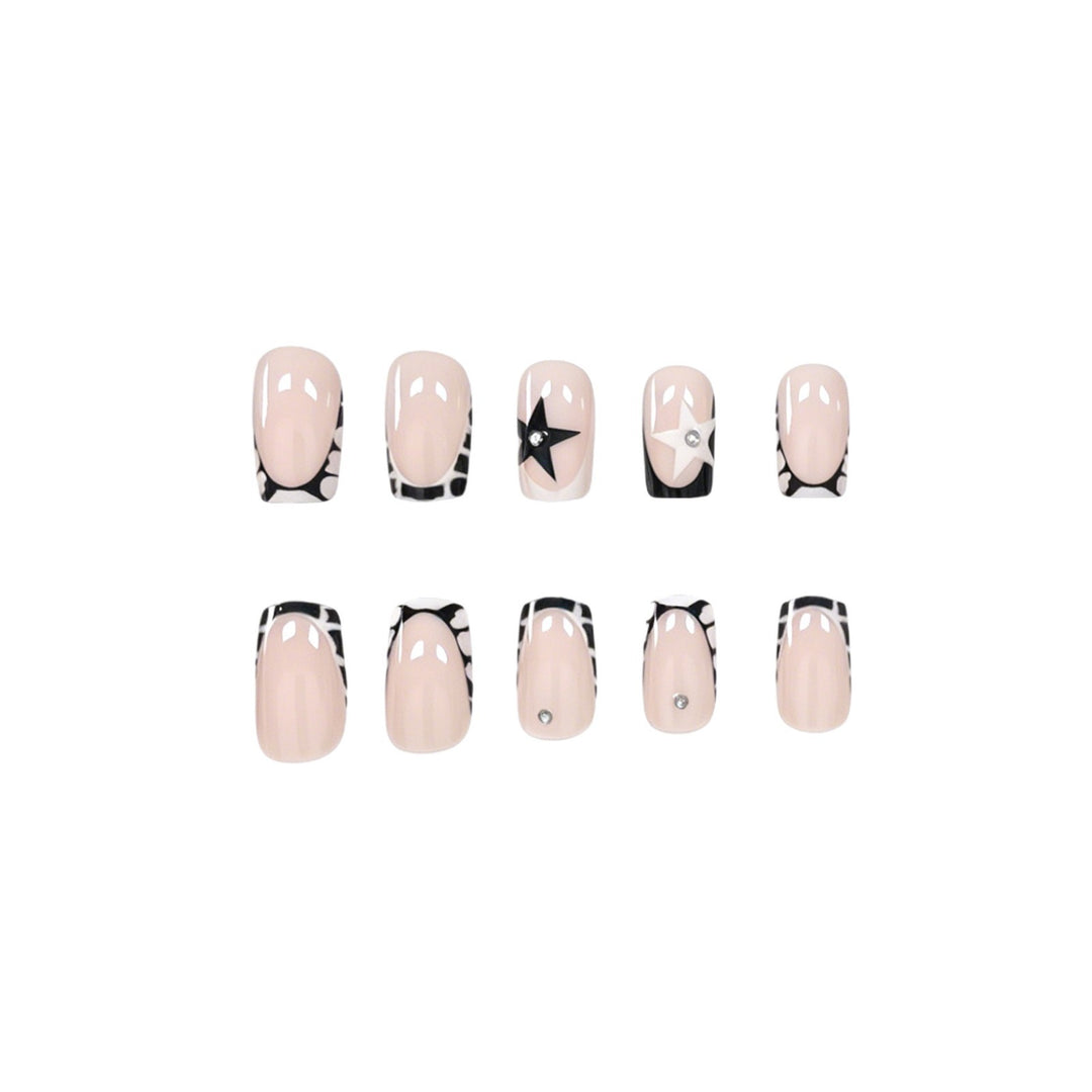 Elegant Artistic Gel Nail Extensions Kalsten