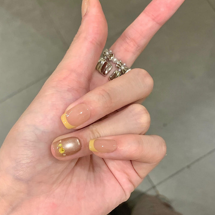 Artificial nails with elegant flower design Kalsten