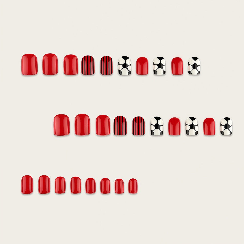 Convincing artificial nails with football motif Kalsten