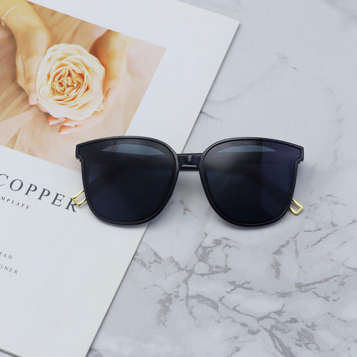 Contemporary Square Frame Sunglasses Kalsten