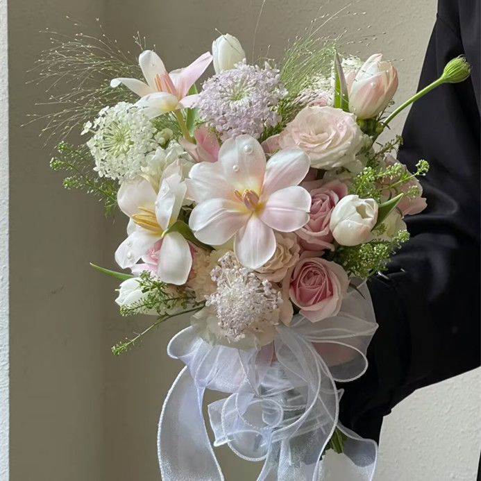 Luxurious Floral Bridal Bouquet