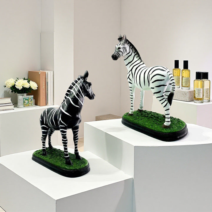 Decorative Zebra Figure Kalsten