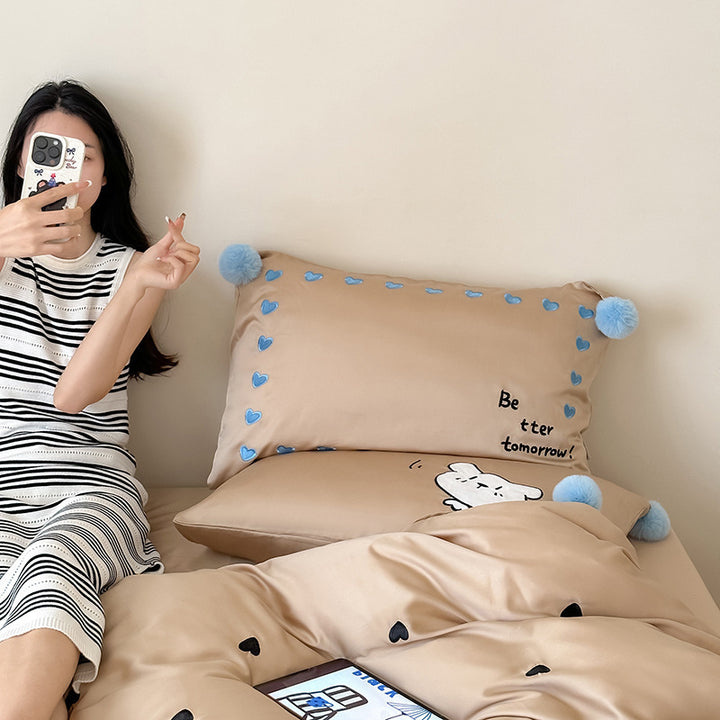 Cotton satin bedding set with heart allover, cute cat embroidery and pompom pillow