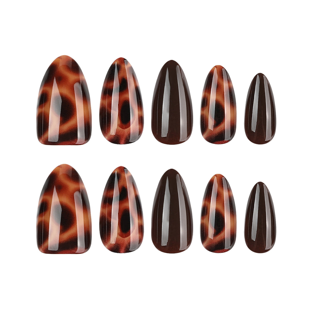 Artful stiletto nails with elegant leopard pattern Kalsten