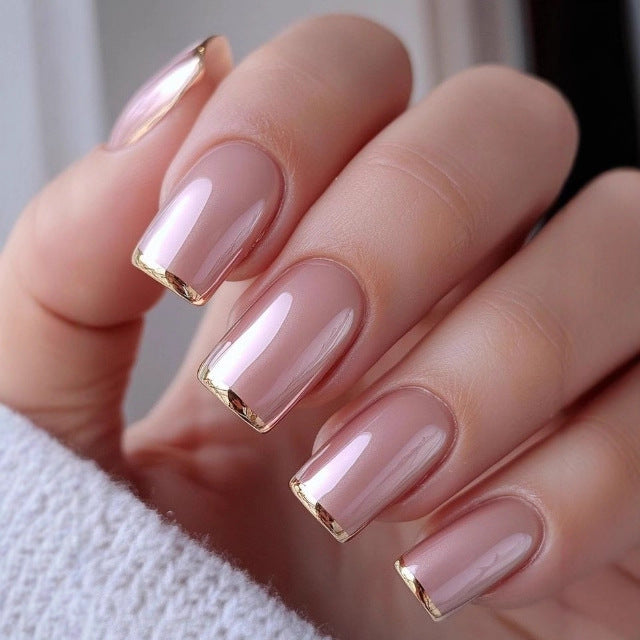 Artificial nails with elegant golden French tip Kalsten