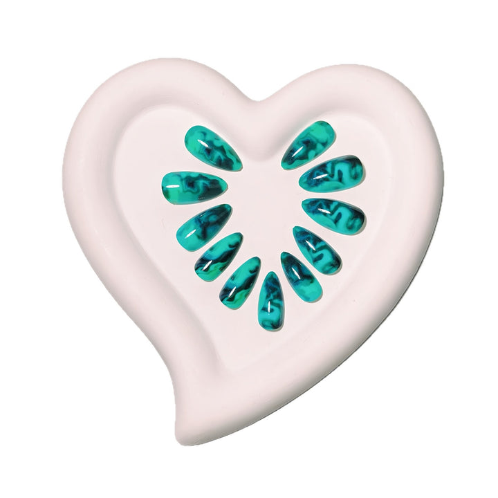 Artificial Nails in Modern Marble Effect Kalsten