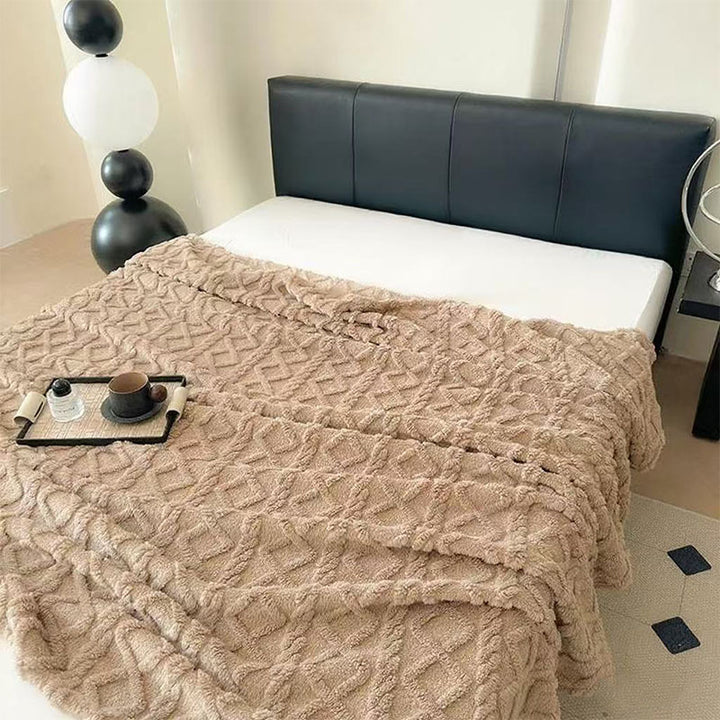 Women Plush Bedspread with Textured Design Kalsten