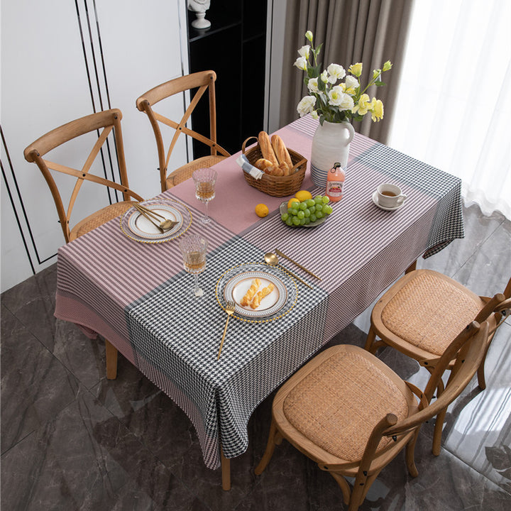 Table Cover with Elegant Checkered Design