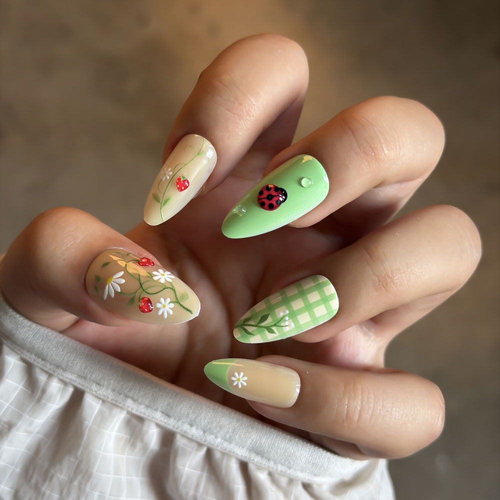 Artistic Natural Press-On Nails Set Kalsten