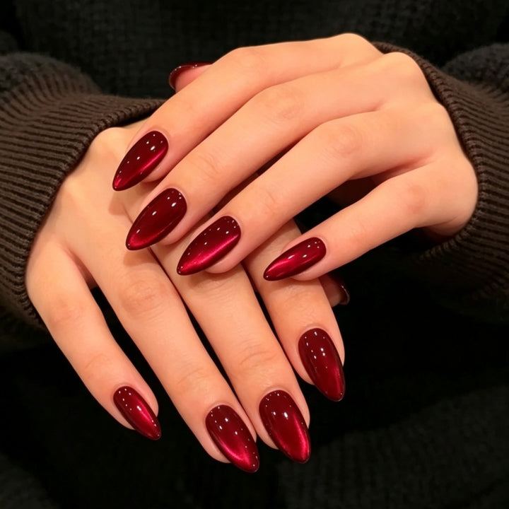 Artificial nails with high-gloss finish and elegant shape Kalsten