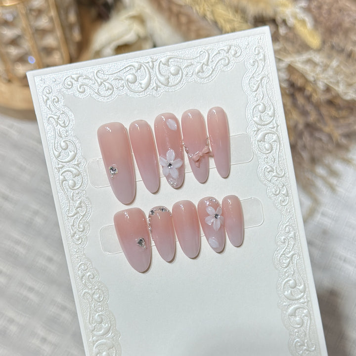 Floral Press-On Nail Art Set Kalsten