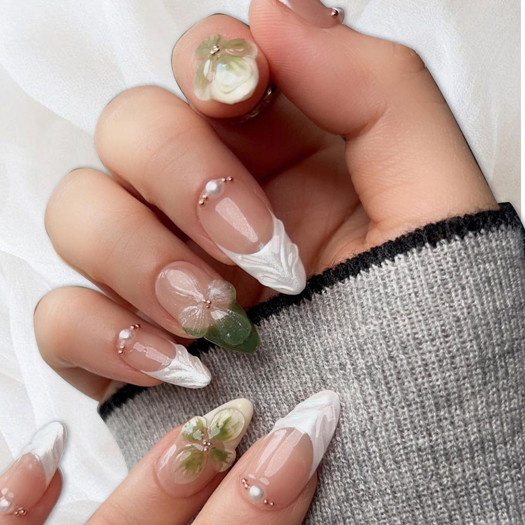 Elegant Floral Press-On Nail Art Kalsten