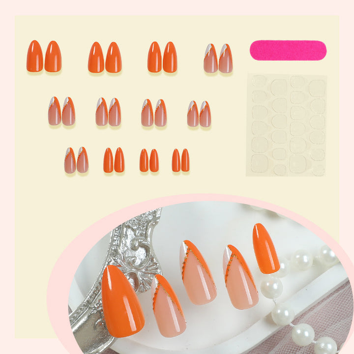 Nail set with elegant matte finish and golden accents Kalsten
