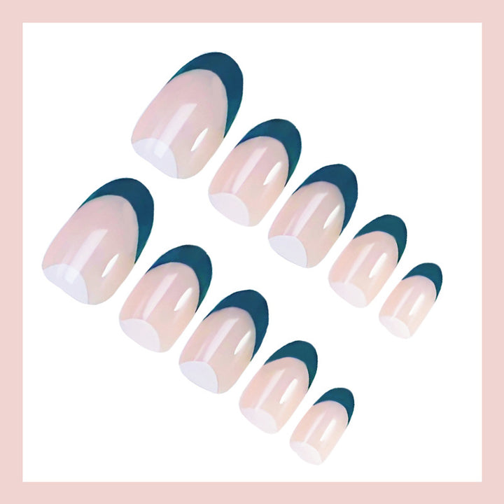 Nail art set with elegant French design Kalsten