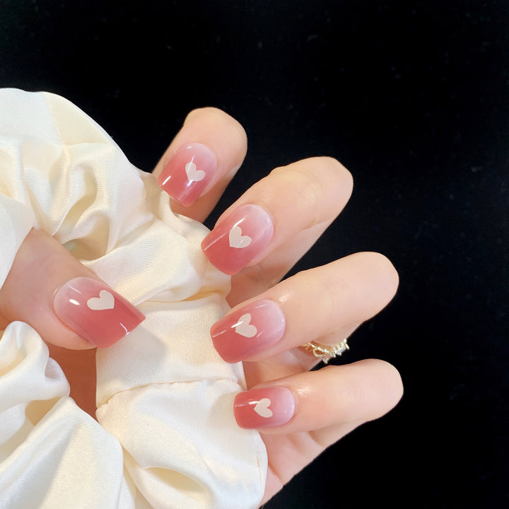 Artful nail extensions with an elegant leaf pattern Kalsten