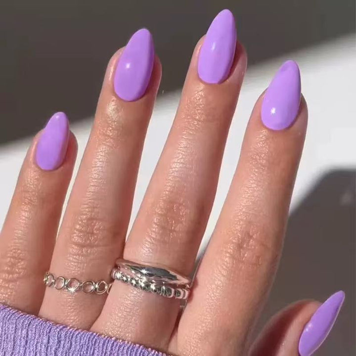 Artificial nail set with elegant, long-lasting high-gloss surface Kalsten
