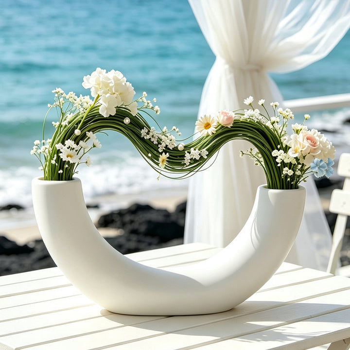 Contemporary Curved Dual-Vase Kalsten