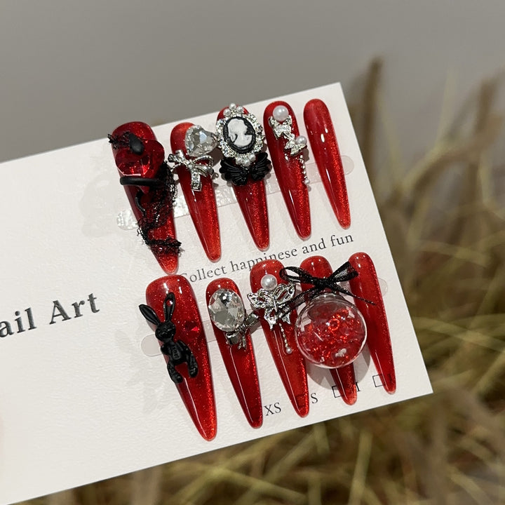 Artistic Decorative Press-On Nail Art Set