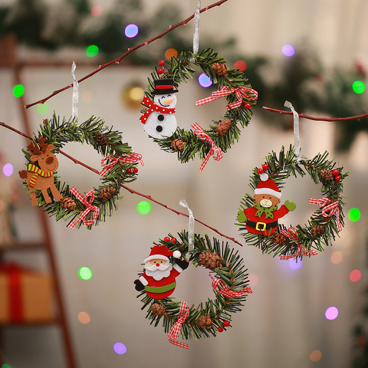 Festive Pine Cone Wreath with Reindeer Decoration Kalsten
