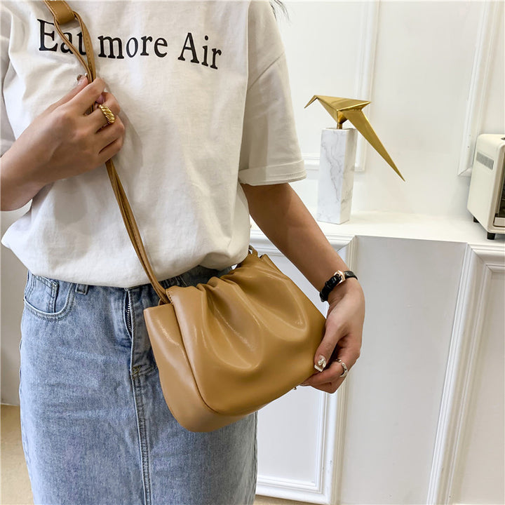 Chic Pleated Handheld Bag Kalsten