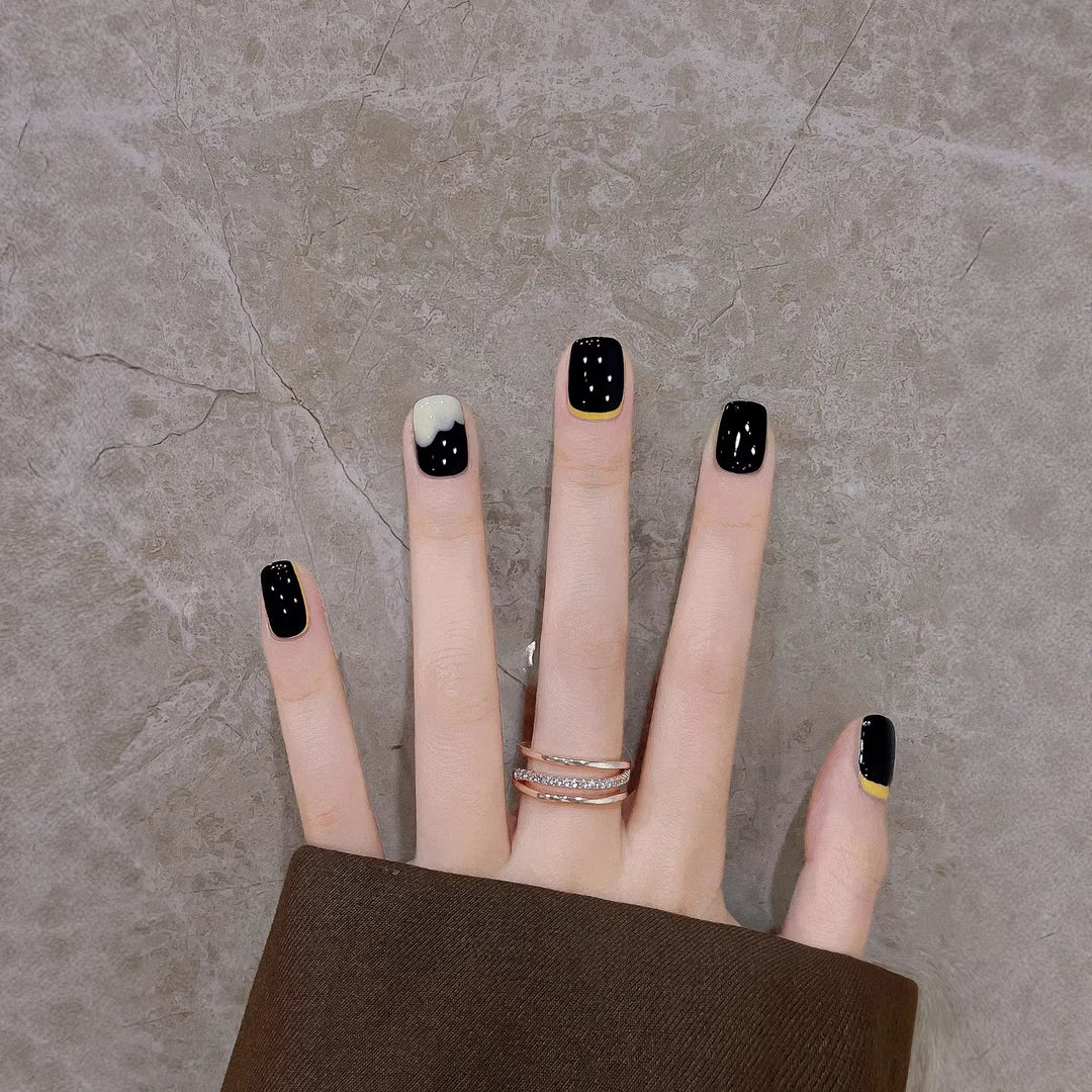 Artistic Press-On Nail Art Set with Modern Geometric Designs