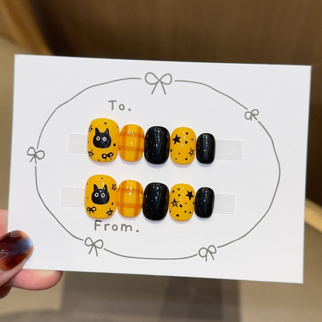 Creative Nail Art with Halloween Motif Kalsten