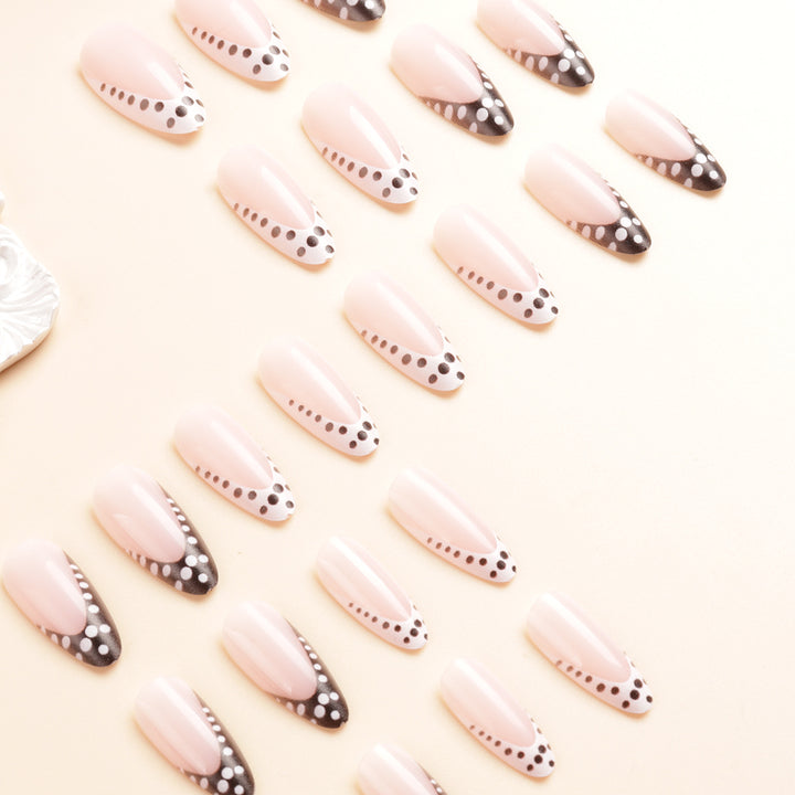 Elegant Artistic Nail Extensions Kalsten