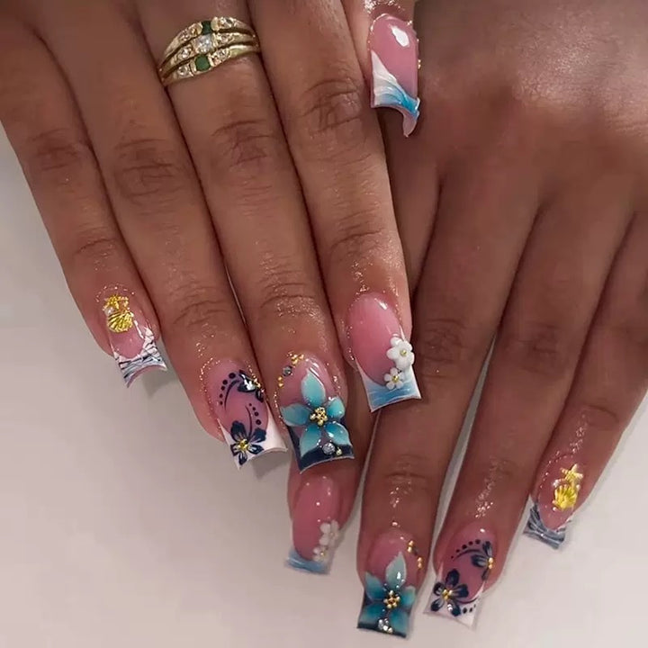 Floral-Themed 3D Press-On Nail Art Kalsten