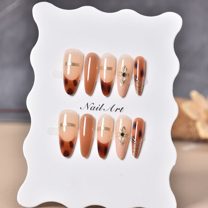 Elegant Decorative Press-On Nail Set Kalsten