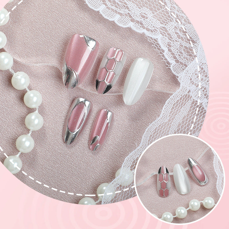 Stylish Press-On Nail Art Set with Metallic Accents