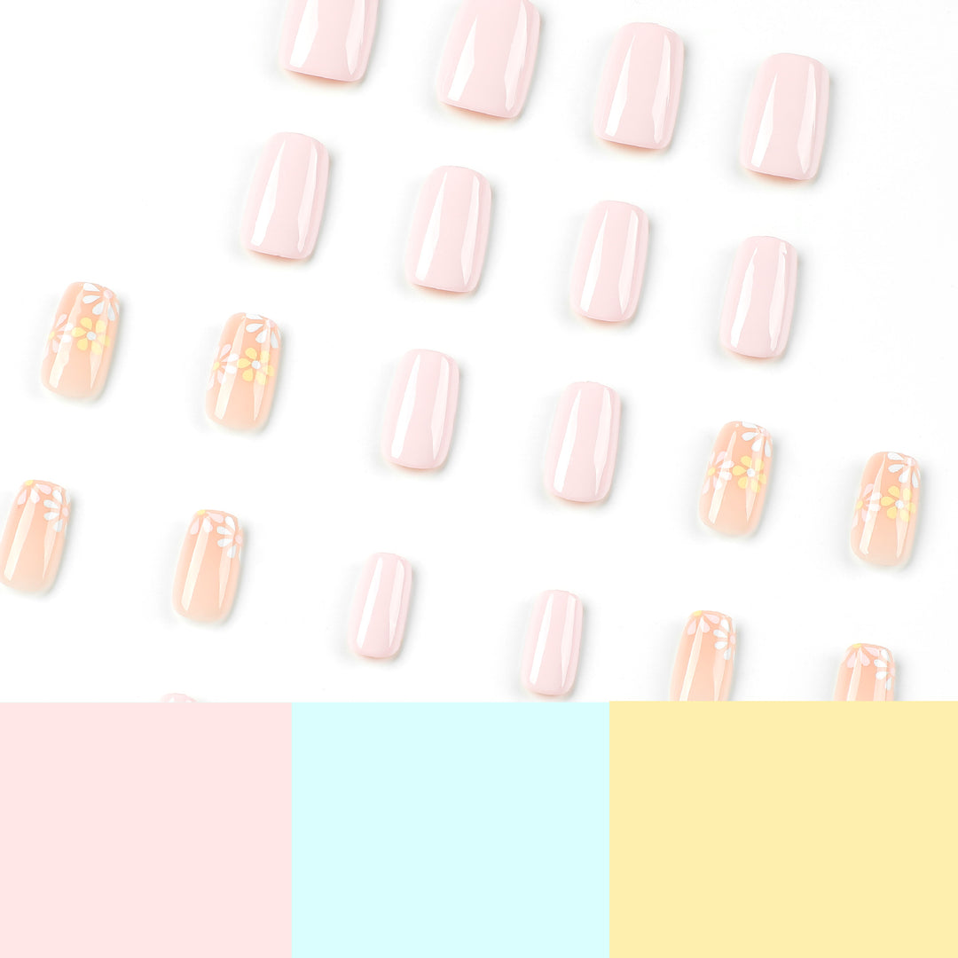Artful nail extensions with floral decorations Kalsten