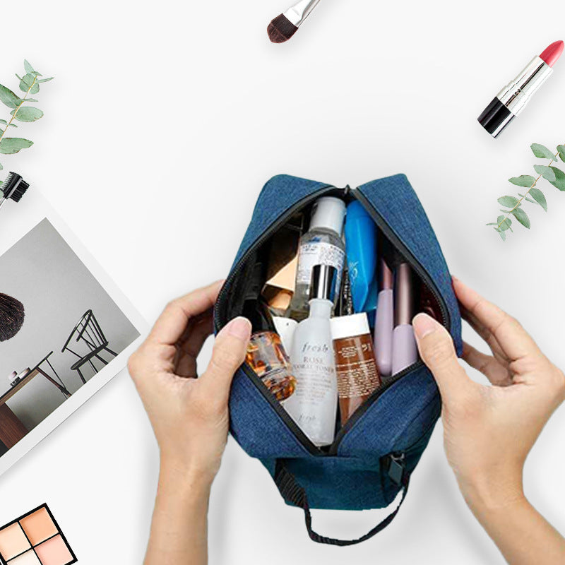 Practical cosmetic bag with two zippers Kalsten
