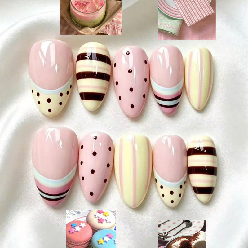 Artistic Patterned Press-On Nail Set Kalsten