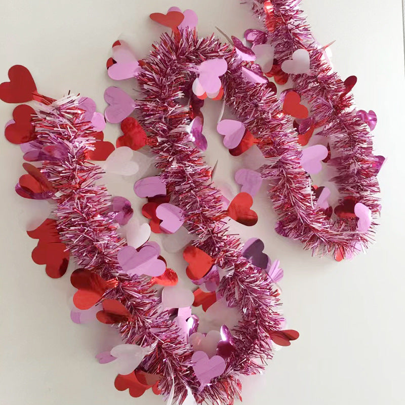 Heart-Shaped Decorative Garland Kalsten